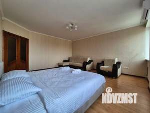 1-к квартира, посуточно, 47м2, 5/10 этаж