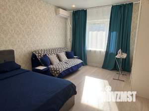 1-к квартира, посуточно, 40м2, 2/6 этаж