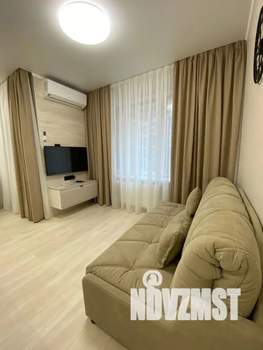 Студия квартира, посуточно, 33м2, 5/10 этаж