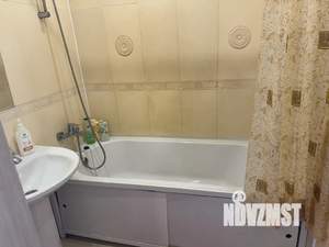 Студия квартира, посуточно, 42м2, 15/18 этаж