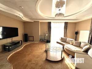 3-к квартира, на длительный срок, 130м2, 3/5 этаж