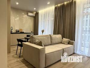 Студия квартира, посуточно, 41м2, 10/21 этаж