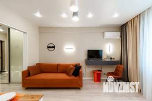 Студия квартира, посуточно, 32м2, 7/19 этаж