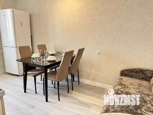 1-к квартира, посуточно, 50м2, 2/4 этаж