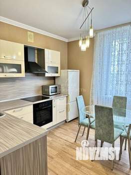 1-к квартира, на длительный срок, 70м2, 11/18 этаж