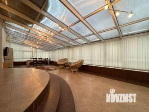 4-к квартира, на длительный срок, 230м2, 2/5 этаж