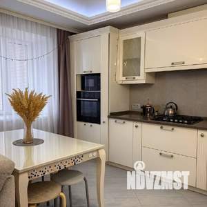 1-к квартира, посуточно, 60м2, 5/10 этаж