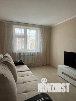 1-к квартира, посуточно, 37м2, 8/10 этаж