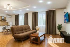 1-к квартира, посуточно, 38м2, 1/1 этаж