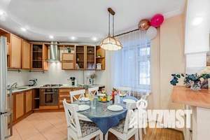 3-к квартира, посуточно, 105м2, 3/6 этаж