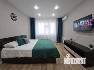 1-к квартира, посуточно, 38м2, 4/9 этаж