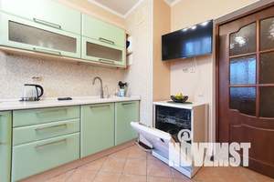 2-к квартира, посуточно, 73м2, 4/17 этаж