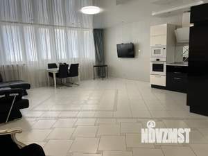 2-к квартира, посуточно, 72м2, 1/25 этаж