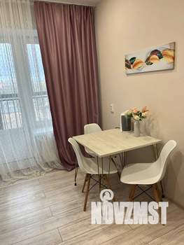 1-к квартира, посуточно, 38м2, 3/10 этаж