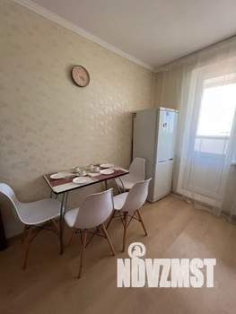 1-к квартира, посуточно, 41м2, 16/16 этаж