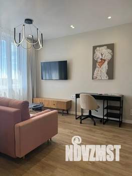 Студия квартира, посуточно, 40м2, 8/10 этаж