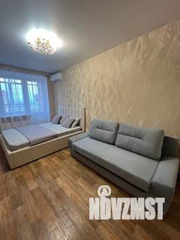 1-к квартира, посуточно, 40м2, 20/23 этаж