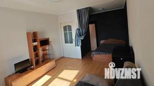 1-к квартира, посуточно, 38м2, 8/19 этаж