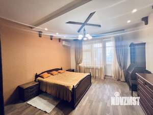 3-к квартира, на длительный срок, 130м2, 2/4 этаж