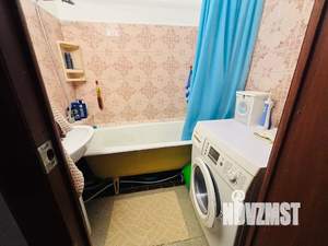 2-к квартира, посуточно, 50м2, 1/9 этаж