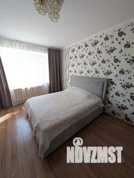 1-к квартира, посуточно, 50м2, 1/1 этаж