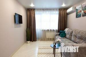 2-к квартира, посуточно, 60м2, 1/1 этаж