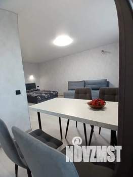 Студия квартира, посуточно, 33м2, 7/9 этаж