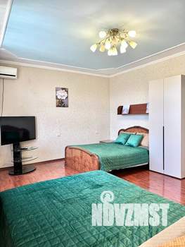 1-к квартира, посуточно, 50м2, 4/5 этаж