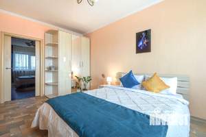 1-к квартира, посуточно, 50м2, 10/19 этаж