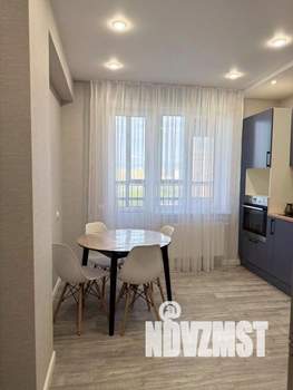 1-к квартира, посуточно, 60м2, 1/1 этаж