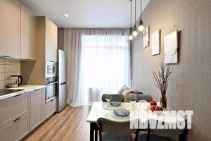1-к квартира, посуточно, 38м2, 8/18 этаж