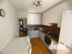 1-к квартира, посуточно, 40м2, 4/10 этаж