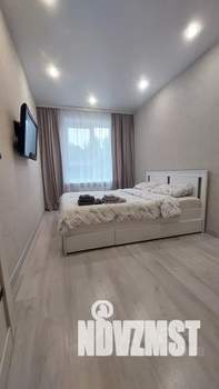 1-к квартира, посуточно, 35м2, 2/22 этаж