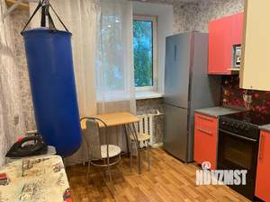 1-к квартира, посуточно, 35м2, 3/3 этаж