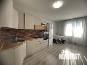 1-к квартира, посуточно, 60м2, 14/20 этаж