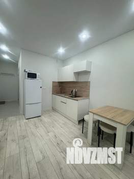 Студия квартира, посуточно, 32м2, 2/25 этаж