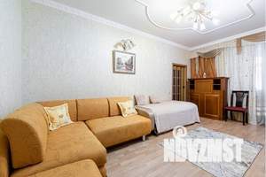 3-к квартира, посуточно, 120м2, 1/5 этаж