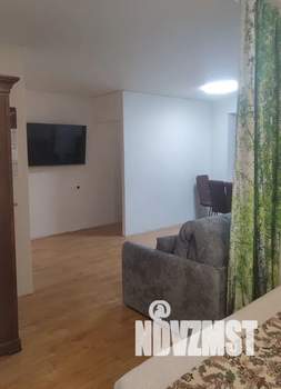 2-к квартира, посуточно, 40м2, 3/5 этаж