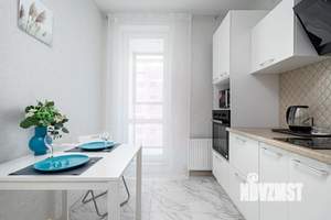 1-к квартира, посуточно, 38м2, 15/21 этаж