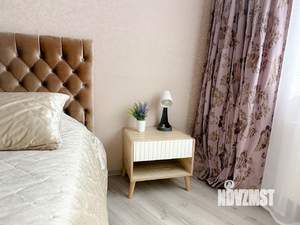 1-к квартира, посуточно, 49м2, 19/21 этаж