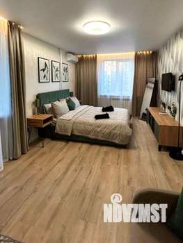 1-к квартира, посуточно, 34м2, 4/9 этаж