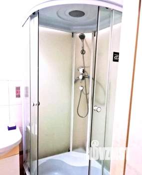 Студия квартира, посуточно, 35м2, 1/9 этаж