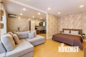 1-к квартира, посуточно, 49м2, 1/1 этаж