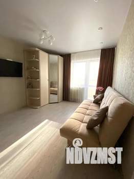 1-к квартира, посуточно, 45м2, 4/10 этаж