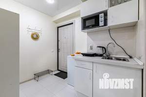 Студия квартира, посуточно, 20м2, 1/18 этаж