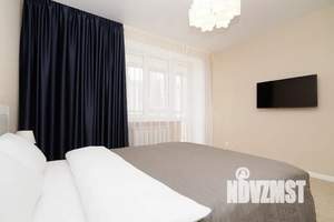 1-к квартира, посуточно, 50м2, 8/10 этаж