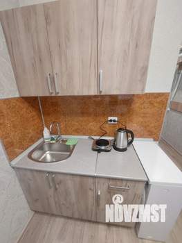 Студия квартира, посуточно, 13м2, 1/5 этаж