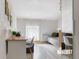 Студия квартира, посуточно, 15м2, 3/3 этаж