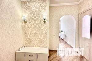 1-к квартира, посуточно, 40м2, 9/22 этаж