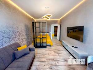 1-к квартира, посуточно, 50м2, 1/1 этаж